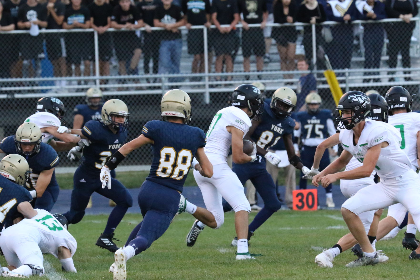 York vs. Omaha Skutt football 2.JPG